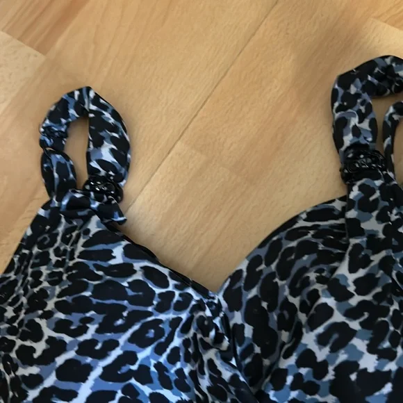 Miraclesuit - Picture 2 of 10